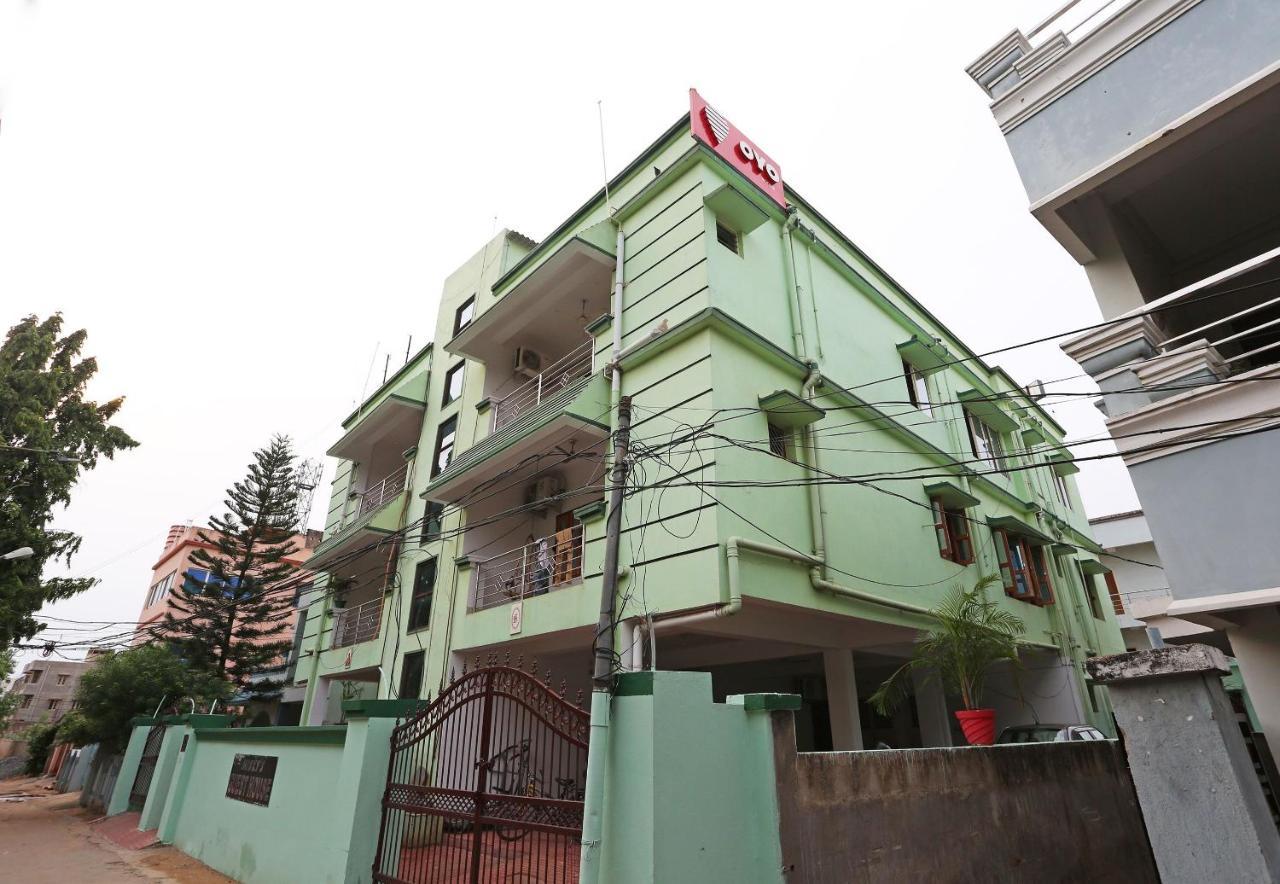 בובנשוואר Hotel O Maa Banadurga Inn מראה חיצוני תמונה