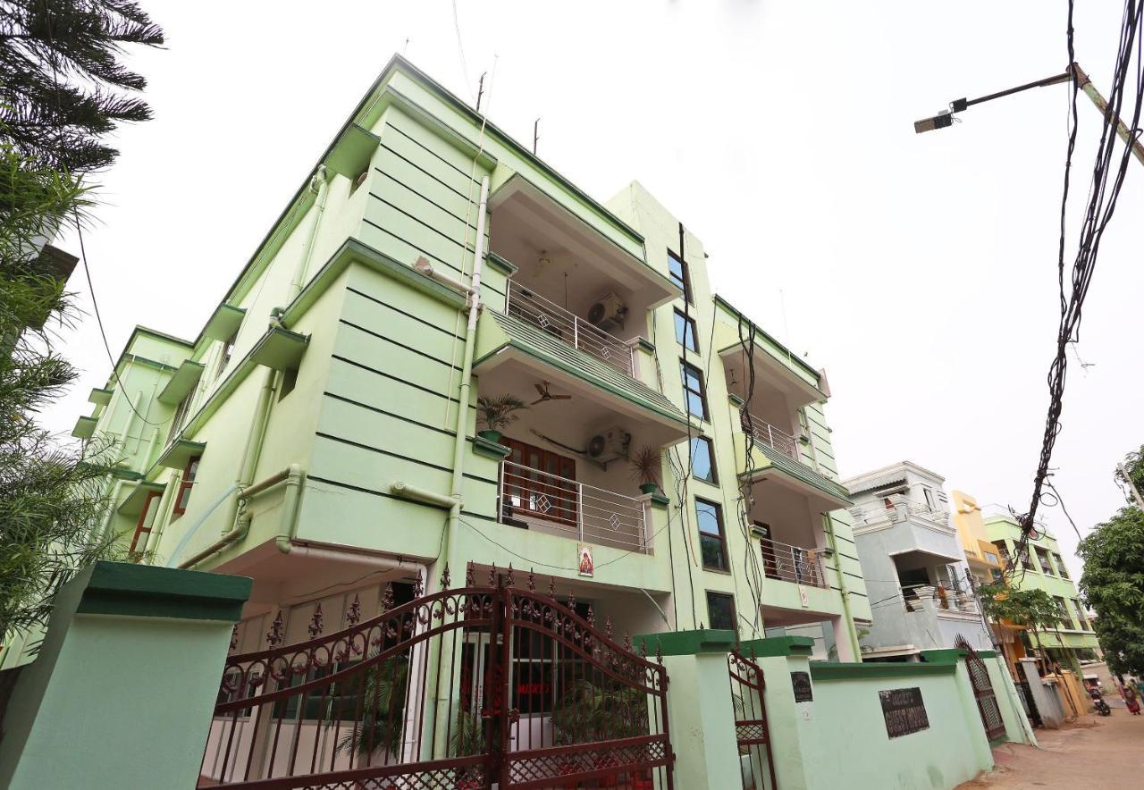 בובנשוואר Hotel O Maa Banadurga Inn מראה חיצוני תמונה